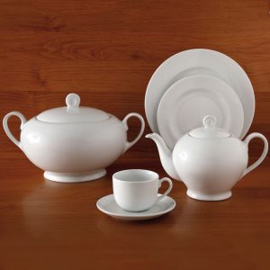 سرویس چینی 102 پارچه غذاخوری چینی زرین ایران سری ایتالیا اف مدل وایت